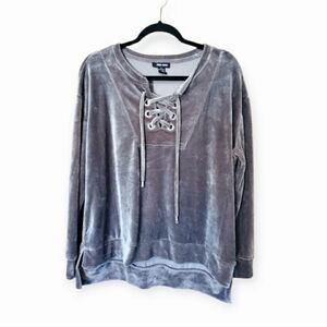 Spring & Mercer Gray Velvet Tie Lace up front Pullover Sweater Size Medium